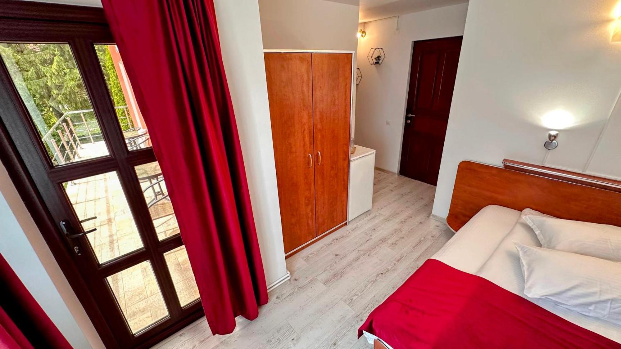 Hotel Valea Alba View - Self Check-In Buşteni Exteriér fotografie