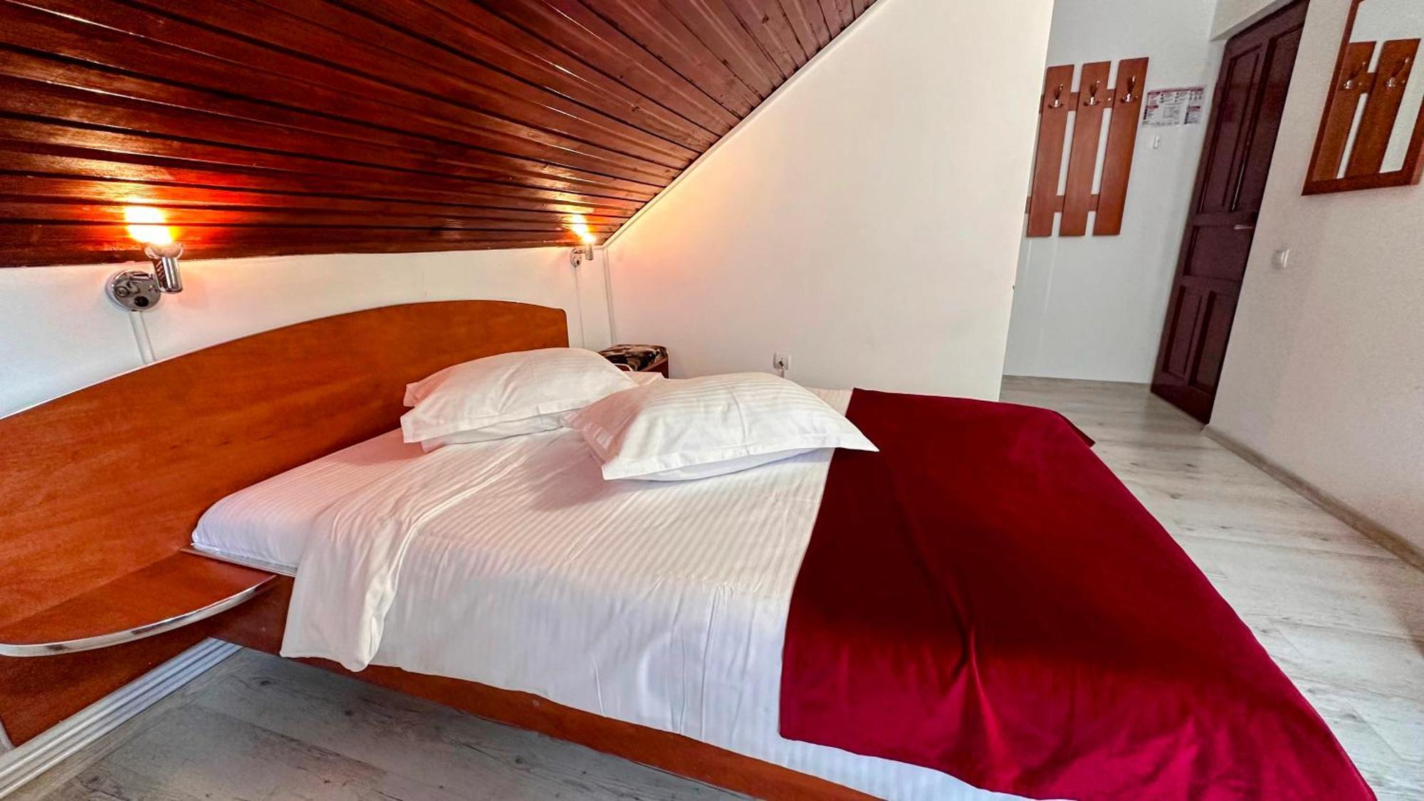Hotel Valea Alba View - Self Check-In Buşteni Exteriér fotografie